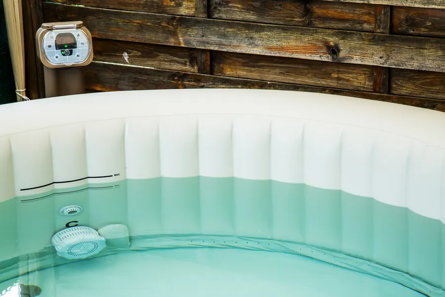 How To Avoid Damage During A Hot Tub Removal in St Cloud, FL